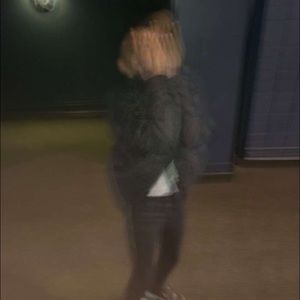 Meet your Posher, Hailey